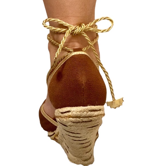 Curved Wedge Heel Ankle Wrap Sandal 6.5 Brown - Picture 6 of 12